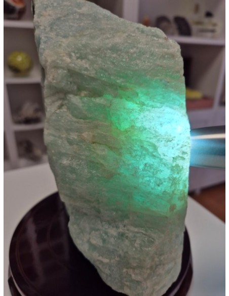 Aguamarina masiva 5 kg translúcida – Exclusiveminerals