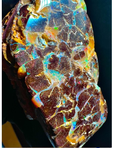 Ópalo boulder 226 g arcoíris | Exclusiveminerals